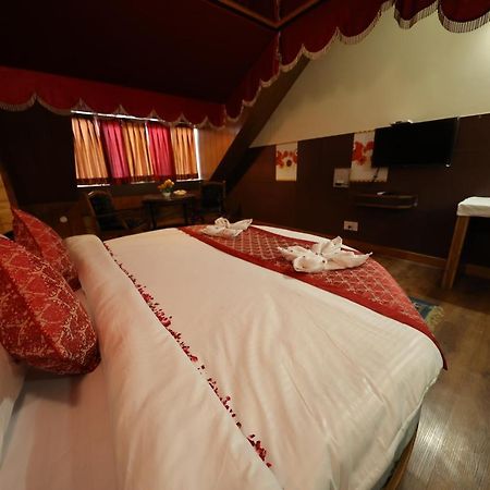 Hotel Yak Manāli Zewnętrze zdjęcie