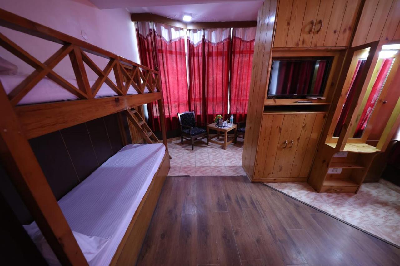Hotel Yak Manāli Zewnętrze zdjęcie