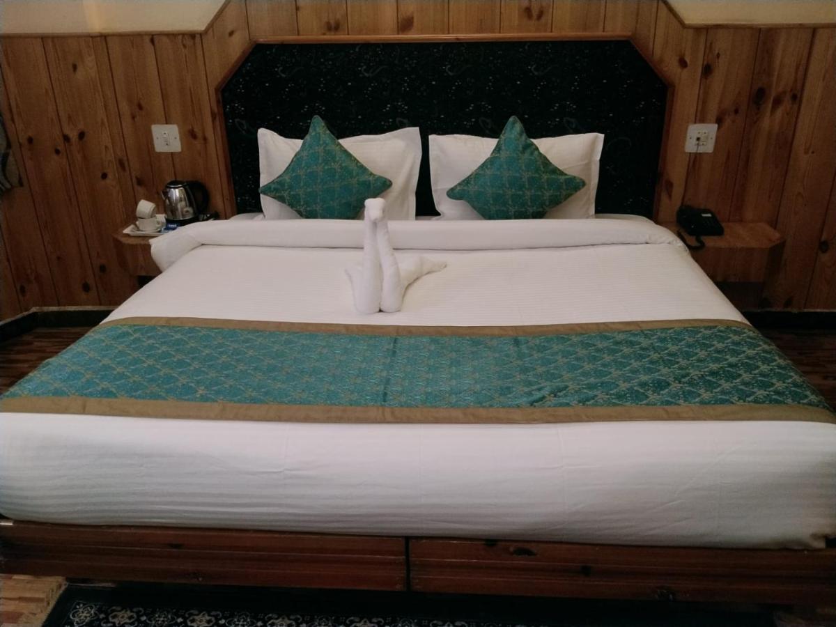 Hotel Yak Manāli Zewnętrze zdjęcie