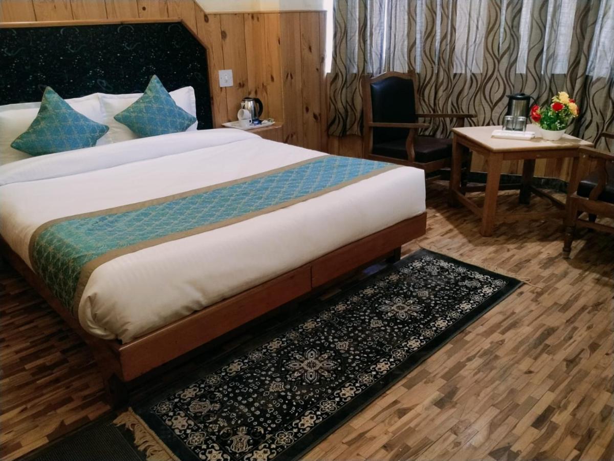 Hotel Yak Manāli Zewnętrze zdjęcie