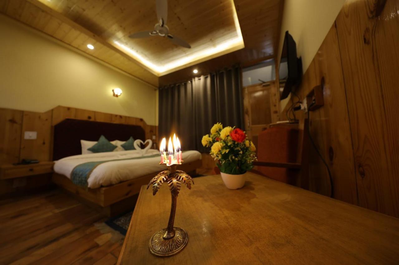 Hotel Yak Manāli Zewnętrze zdjęcie