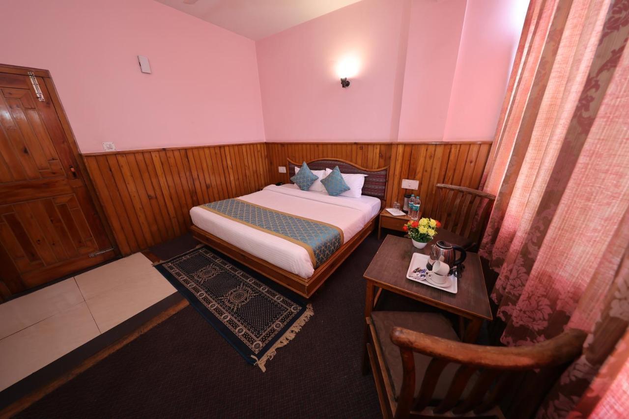 Hotel Yak Manāli Zewnętrze zdjęcie