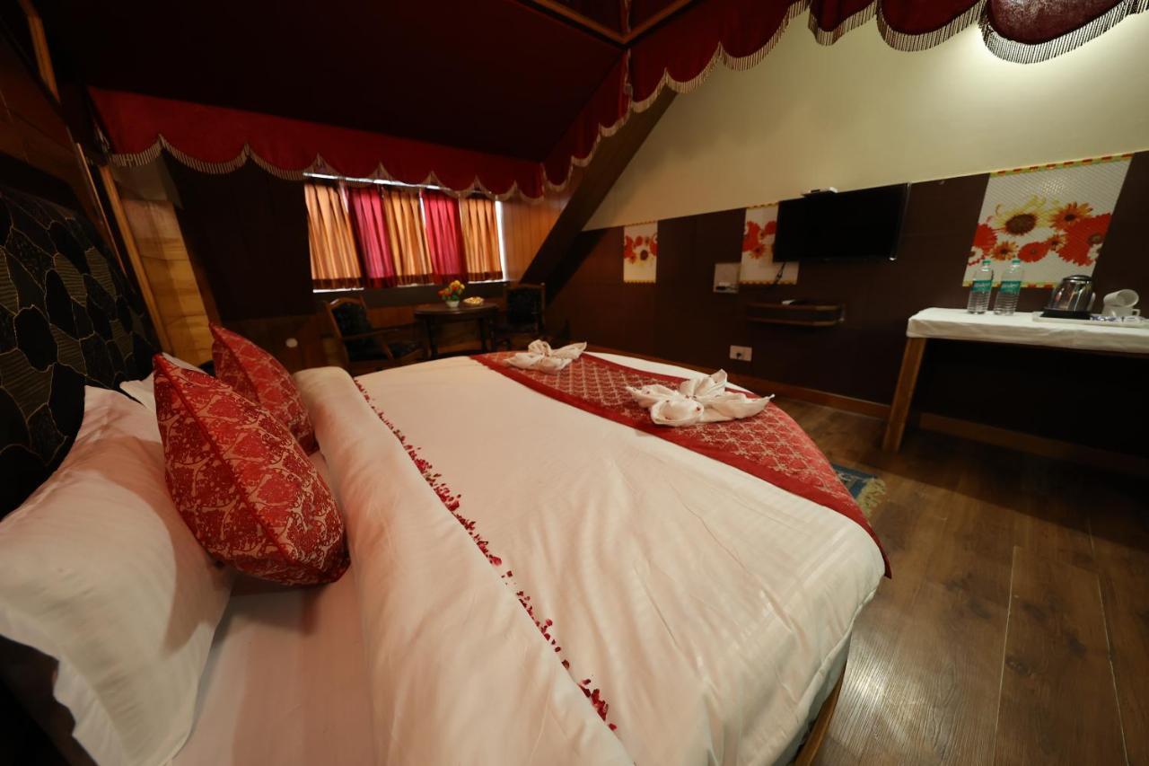 Hotel Yak Manāli Zewnętrze zdjęcie