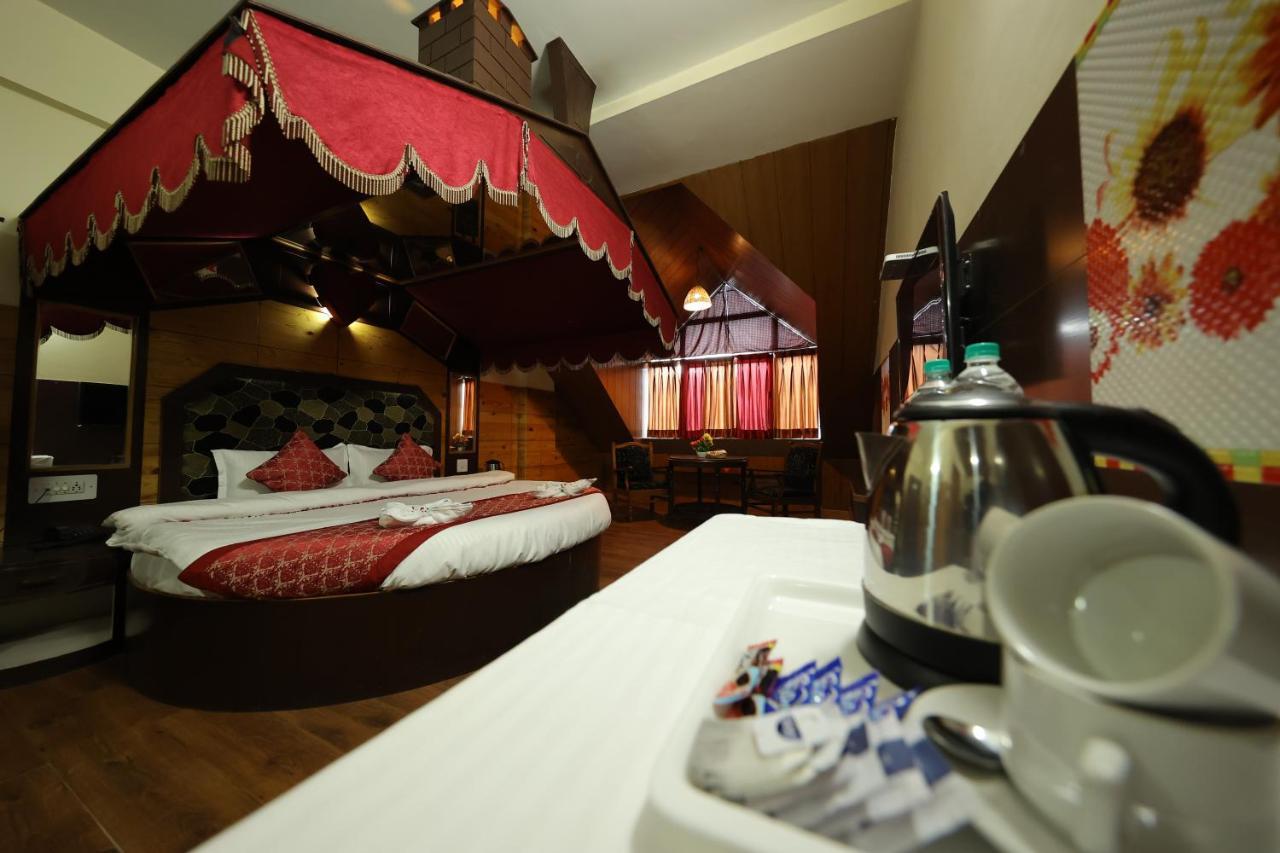 Hotel Yak Manāli Zewnętrze zdjęcie
